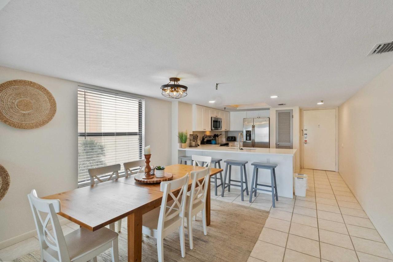 301 Beach Place Condos St. Pete Beach Exterior foto